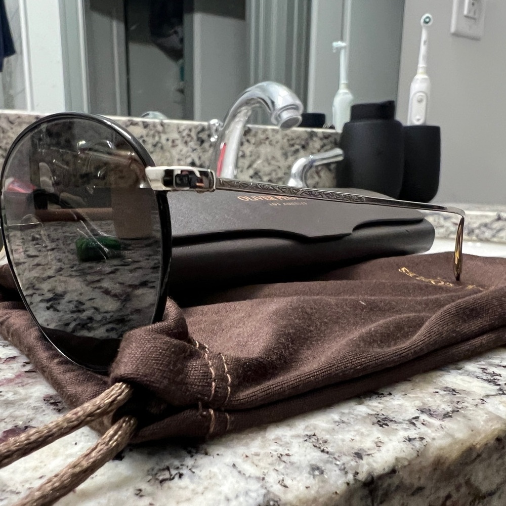 Oliver Peoples OV1186S - Picture 3 of 4